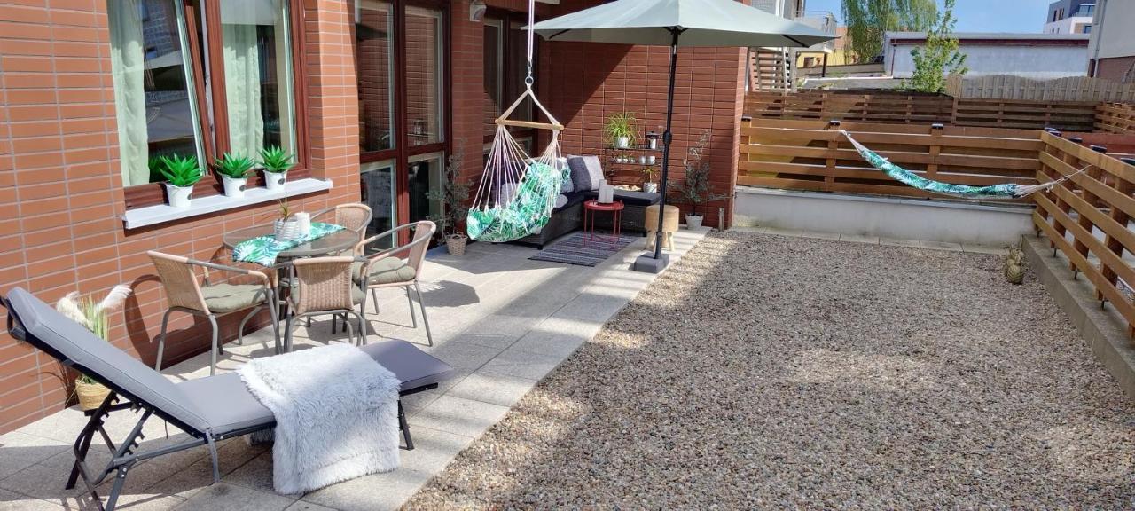 Ferienwohnung Apartament Amber Z Duzym Tarasem Kolberg Exterior foto